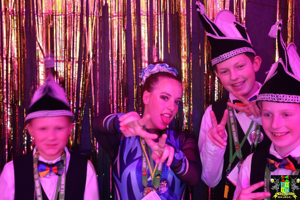 ../Images/Jeugd Opwarmbal Photobooth 353.jpg